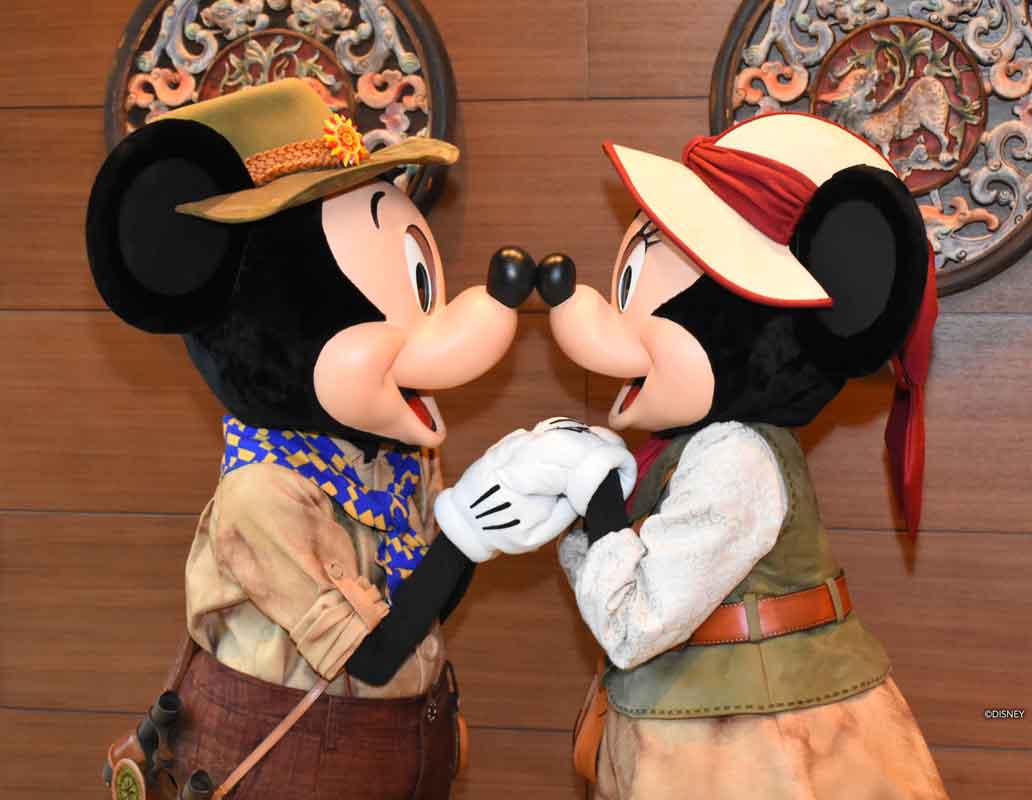 Mickey & Minnie - Hong Kong Disneyland